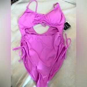 California Waves one piece